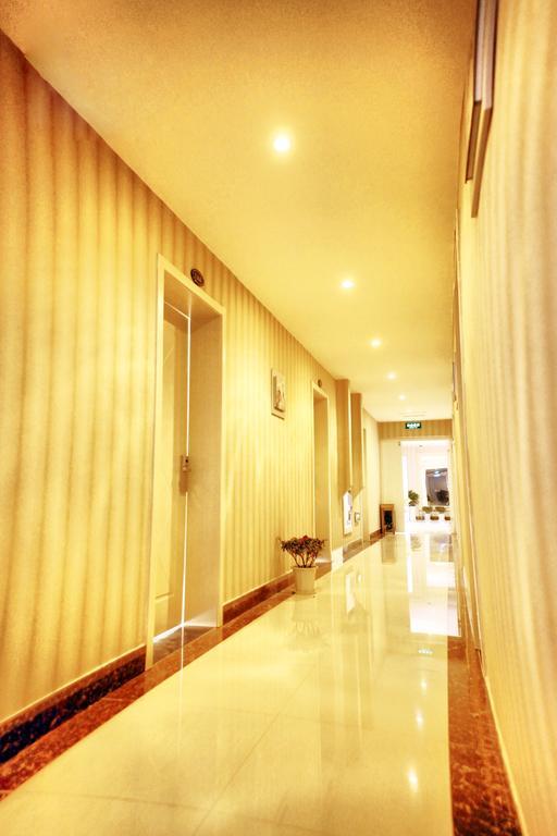 Nafee Hotel Zhenjiang  Exterior photo